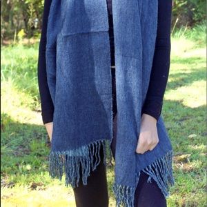 NWT Large Sized Navy Blue Blanket Shawl/Scarf